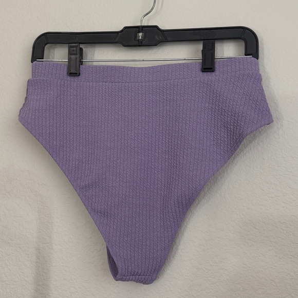 M/L Lilac High waist 2- Piece swimsuit - Picture 5 of 9